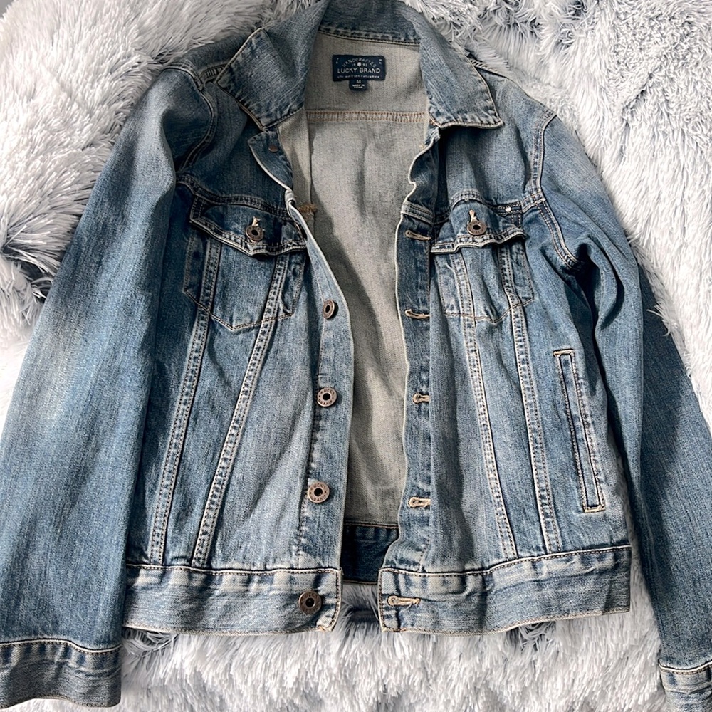 Women’s Lucky Brand Denim Jacket, size M